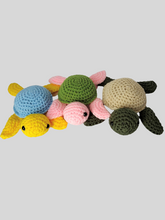 Load image into Gallery viewer, Amigurumi Sea Turtles
