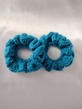 Load image into Gallery viewer, Crochet Scrunchie Set of 2