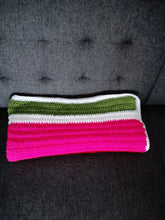 Load image into Gallery viewer, Strawberry Cupcake Throw Blanket