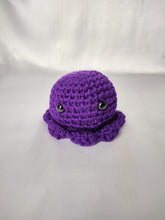 Load image into Gallery viewer, Amigurumi Octopus