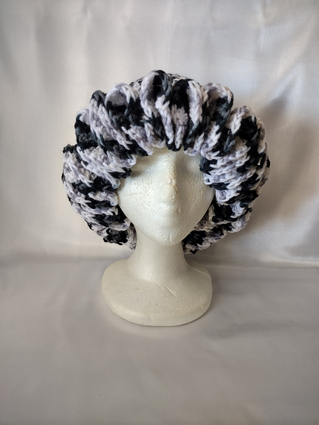 Black Blend Ruffle Hat