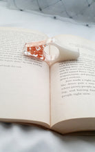 Load image into Gallery viewer, White/Rose Gold Leafing 7-inch Bookmark Sets
