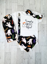 Load image into Gallery viewer, 3-6mos Onesie Boo Halloween Sets
