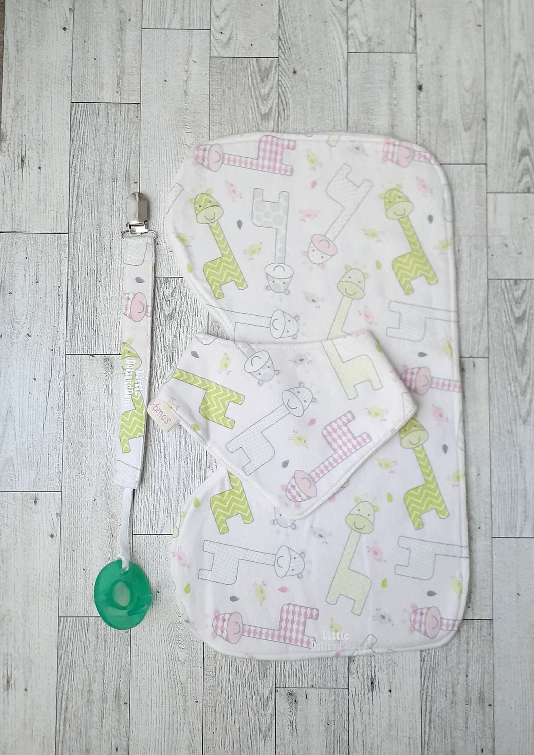 3pc. Gift Set Giraffle White 0-6mos.