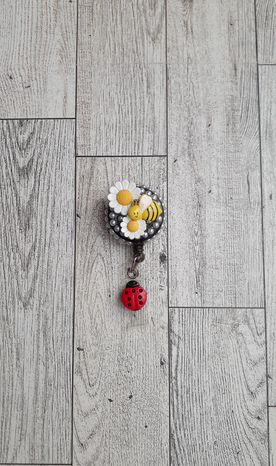 Daisy, Bee and Lady bug Badge Reel